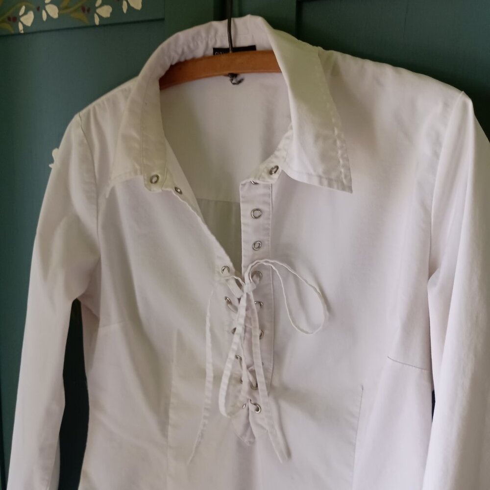 Lace-Up Grommets City Stretch New York & Co Women's White Blouse Size M